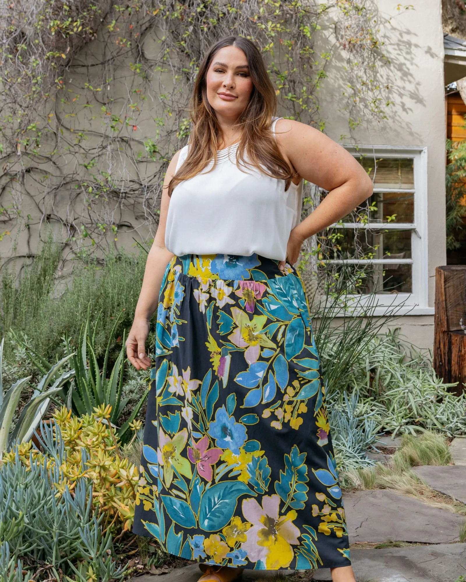 Riley High-Waist Floral Skirt | K724 Black