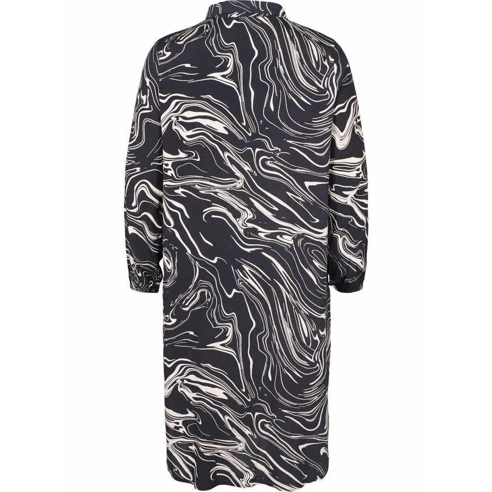 Zizzi Shirt Dress in Black Swirl